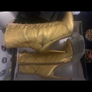 Gold stilleto bootie size 8.5